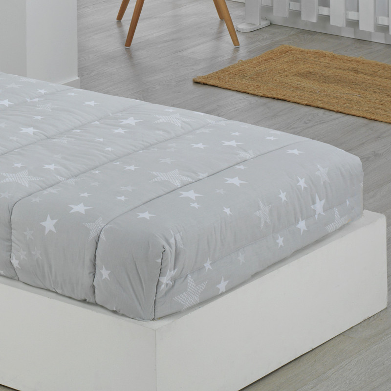 Edredon Ajustable Cama Juvenil e Infantil Relleno 350gr Diseño Estrellas Gris